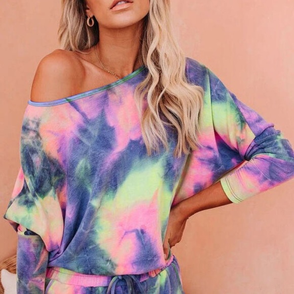 MEDIUM AVAILABLE TIEDYE 2 PIECE SHORTS SET NWT - Picture 2 of 6